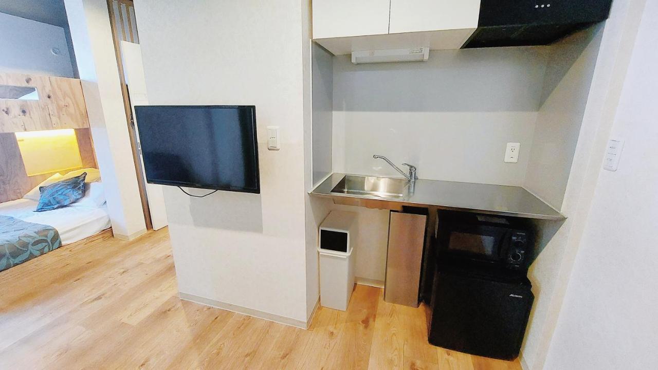 Poly Hostel Ōsaka Extérieur photo